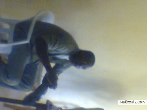  - click for next photo