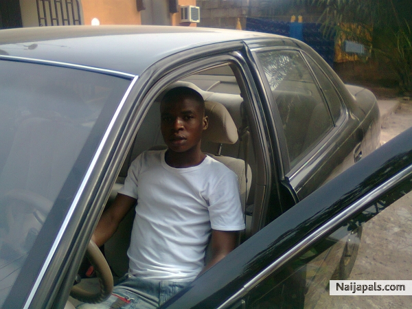  - click for next photo