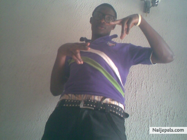 Noni - click for next photo