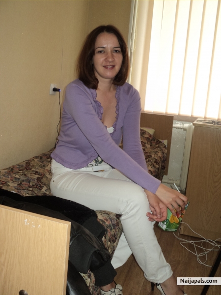  - click for next photo