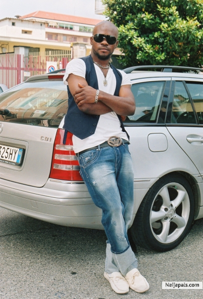  - click for next photo