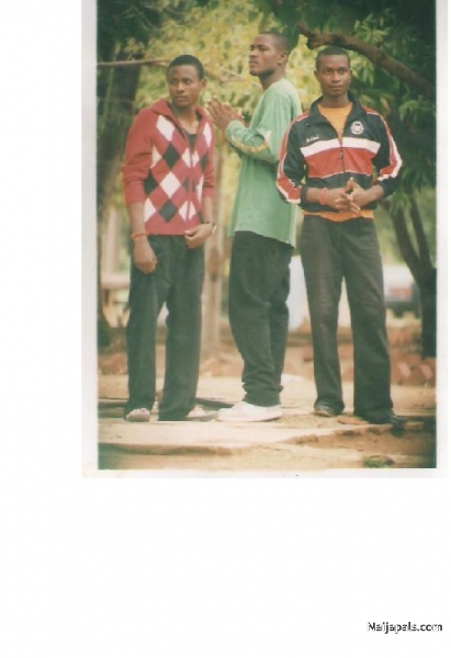boys - click for next photo