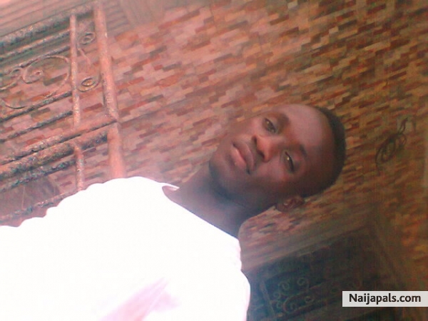 young moni - click for next photo