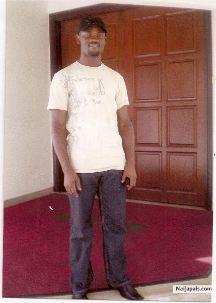  - click for next photo