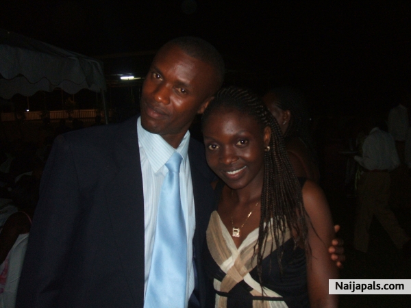 me and ma cousin robert - click for next photo