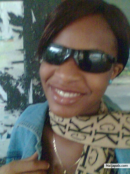 smiles.......... - click for next photo