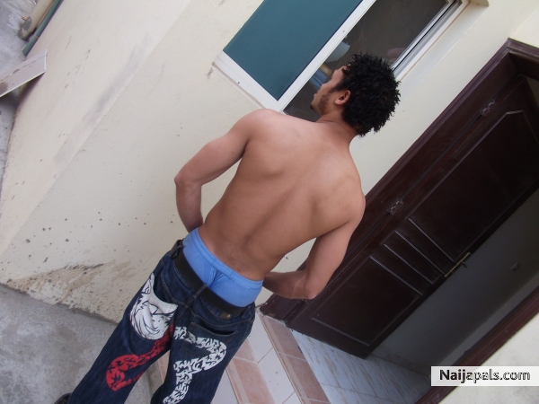  - click for next photo