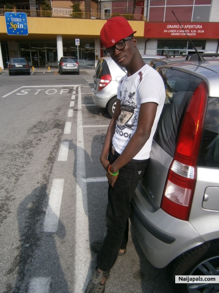  - click for next photo
