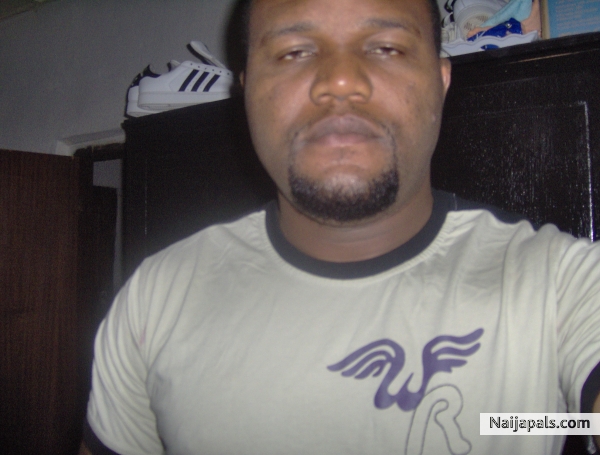 Roca wear for a Roca fella...... - click for next photo