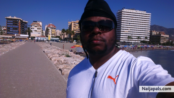  - click for next photo
