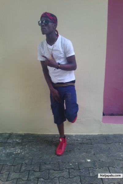  - click for next photo
