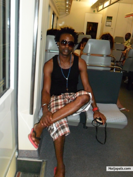  - click for next photo