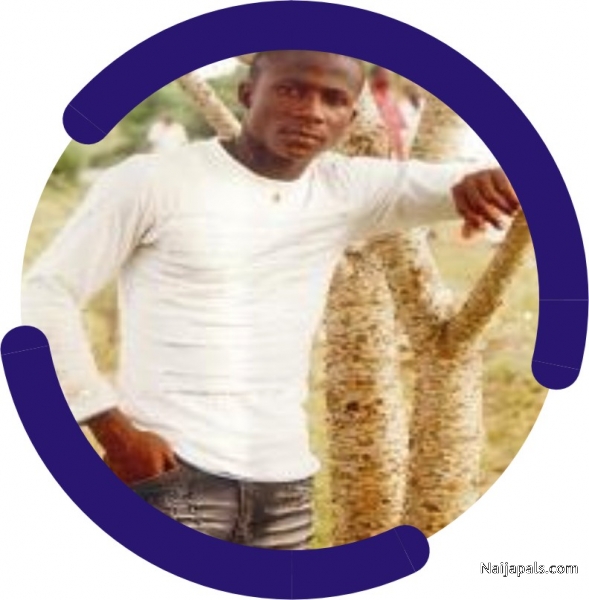 AKWANU MONDAY - click for next photo