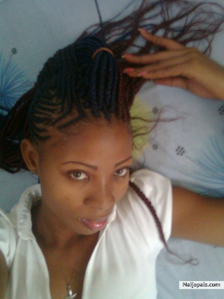 lizy - click for next photo