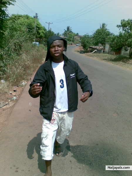 i - click for next photo