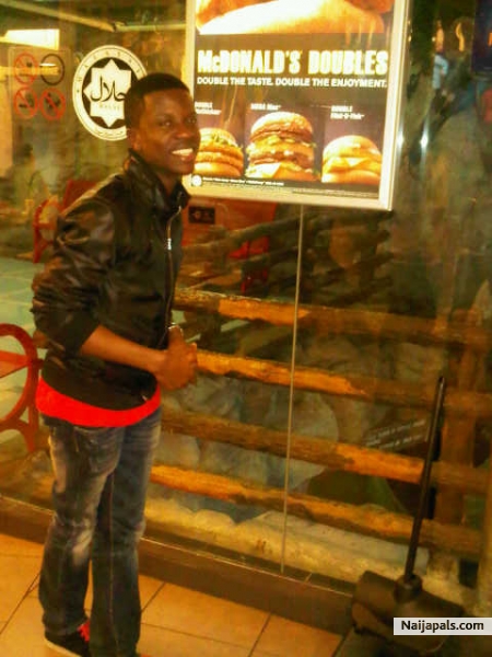 d - click for next photo