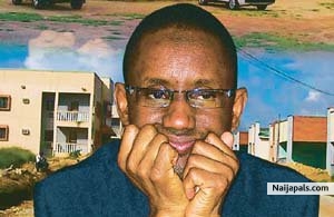 in loggerhead with jagaban - click for next photo
