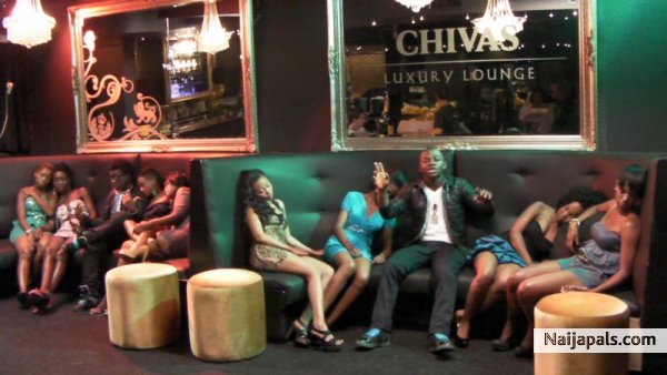 Georbek models featuring in Zeelex video shoot SA - click for next photo