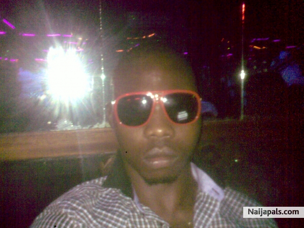 I,ME,& MYSELF........> one luv! - click for next photo