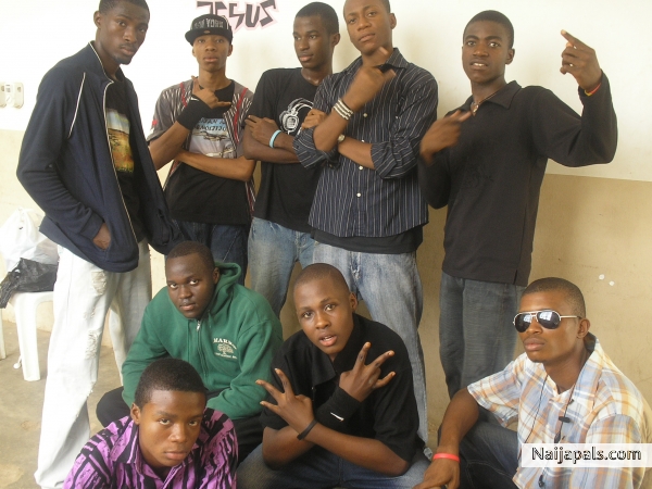 we hotttttttttt - click for next photo