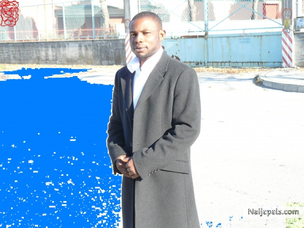  - click for next photo