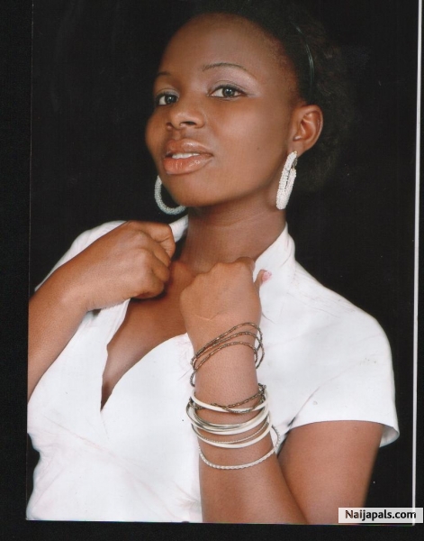 in my law uniform.... swagging it up for sure - click for next photo