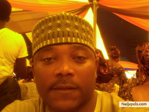 Olusegun Olasubomi Akinpelumi - click for next photo