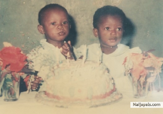 babay pic...I' m on the left and I' ve got something in my mouth... - click for next photo