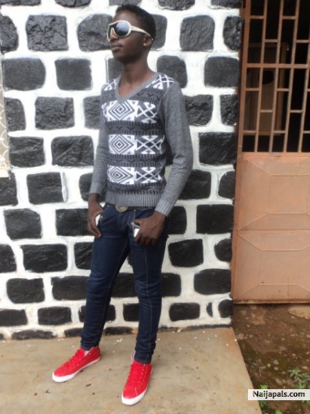  - click for next photo