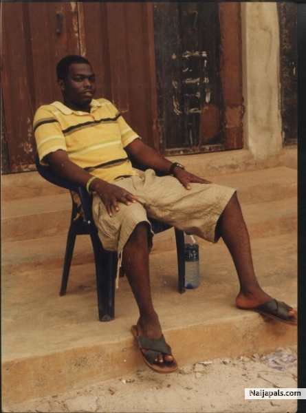 owelle igbo in his shop site - click for next photo