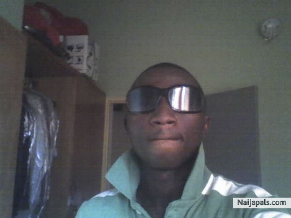 well dats me - click for next photo