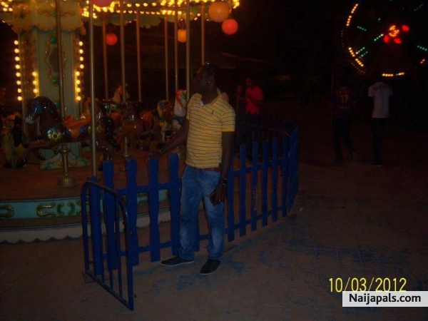  - click for next photo