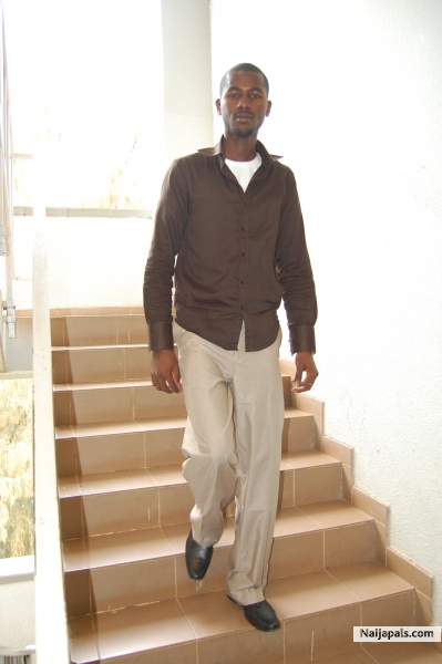me at the step - click for next photo