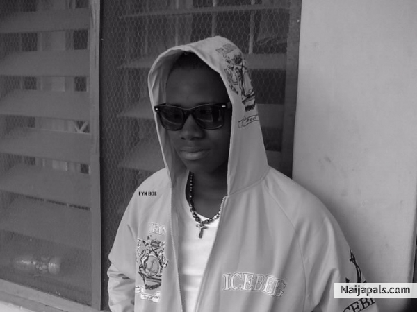  - click for next photo