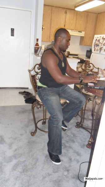 ' m bored. where my peeps @? - click for next photo