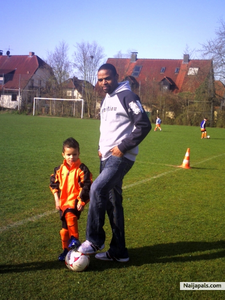  - click for next photo