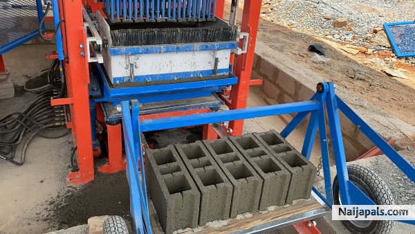 Concrete Block Making Machine BlockKing-12MS - click for next photo