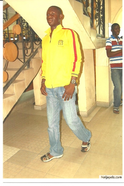  - click for next photo