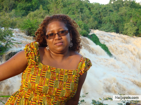 Me at Gurara waterfall - click for next photo