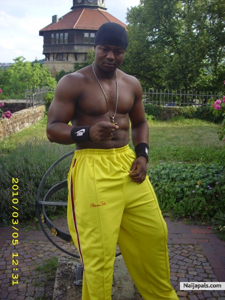  - click for next photo