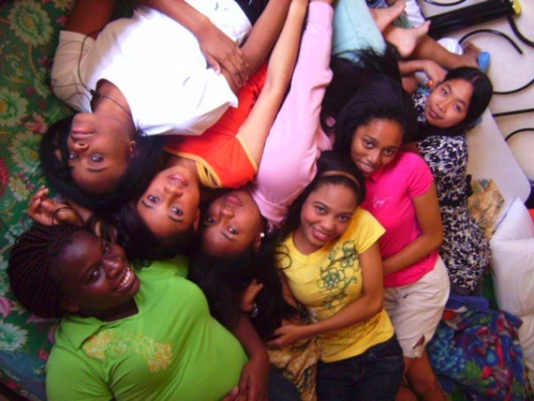 loving my naija friendzzzzzz - click for next photo