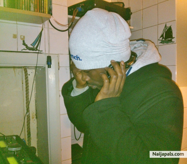  - click for next photo
