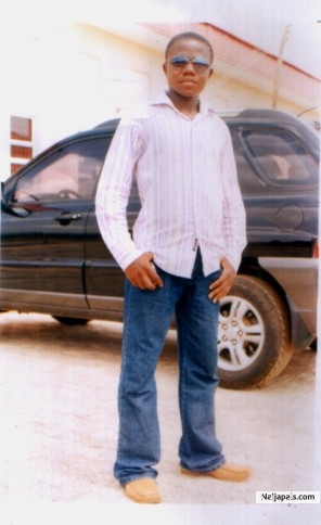  - click for next photo
