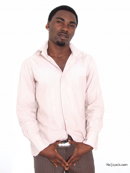 DJ ray1 - click for next photo