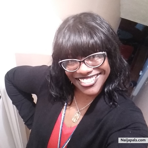 Sexy Chocolate 💋 - click for next photo