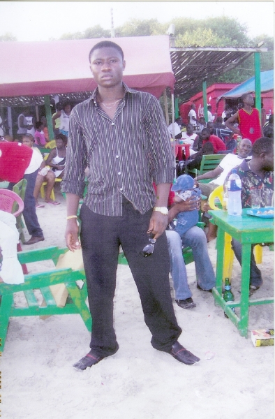  - click for next photo