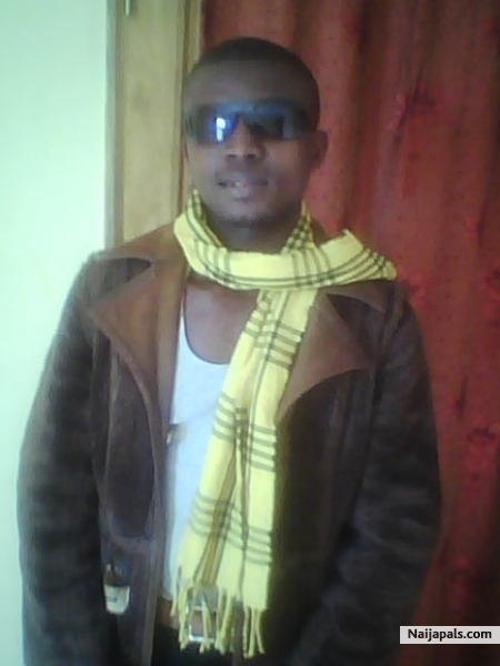 a nice looking guy seeking for marriage - click for next photo