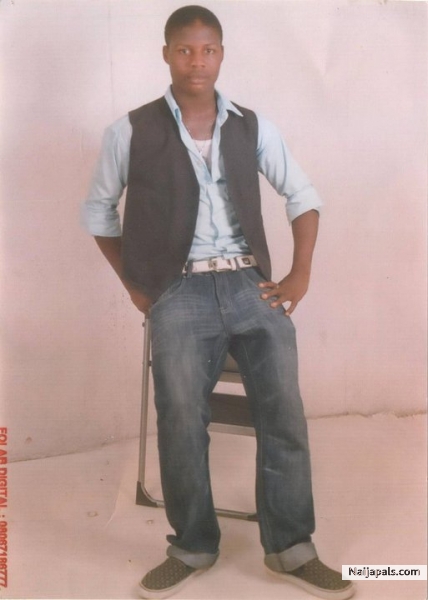  - click for next photo