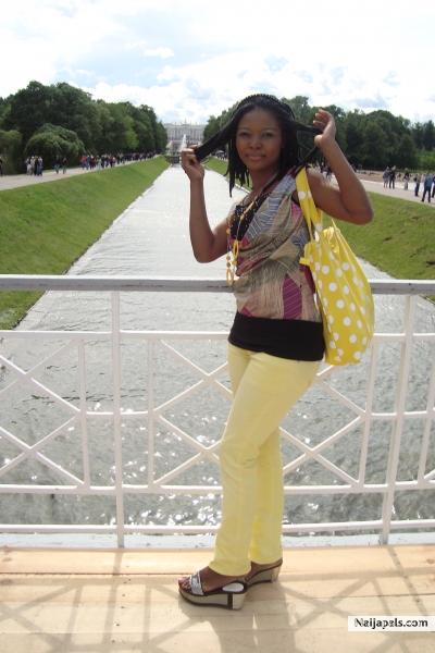  - click for next photo