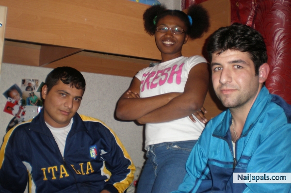 Ali,Ng and Ali - click for next photo